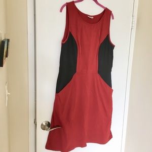 Color block sheath dress